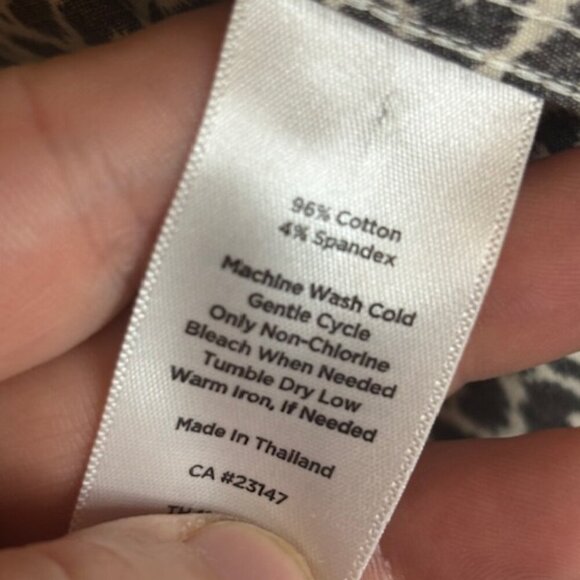 Talbots Blouse Women's Size 18WP Petite Leopard Office Wrinkle Resistant - Picture 4 of 4